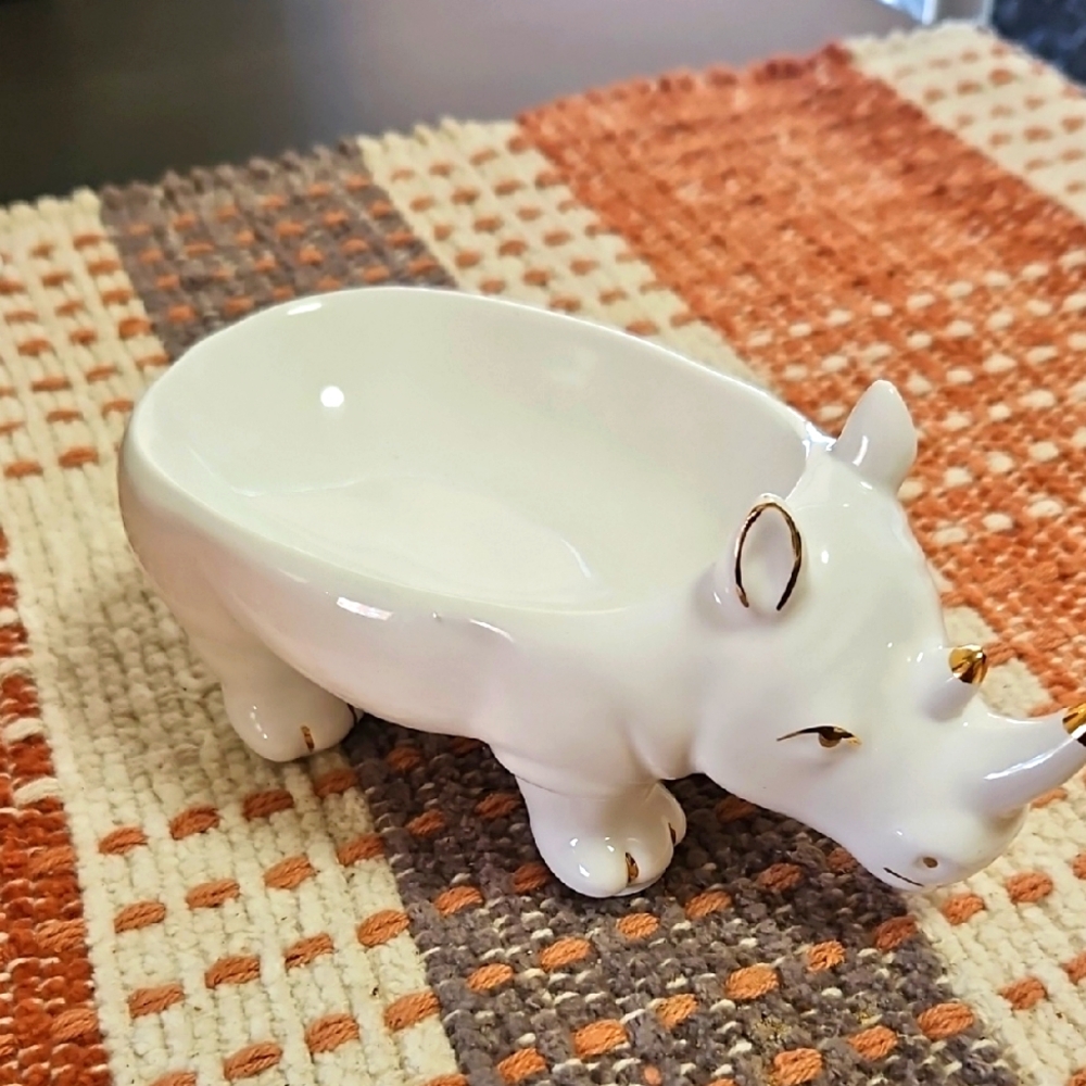 Pier 1 White Ceramic Animal Dish
